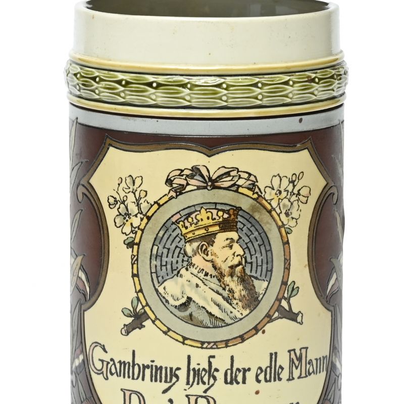 Bierkrug mit Inschrift "Gambrinus hieß der edle Mann der's Bier ersann"