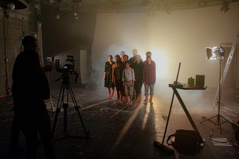 Kindergruppe im Filmset