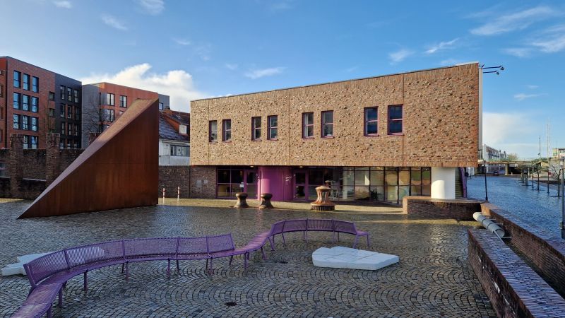 Museumsansicht Vorplatz