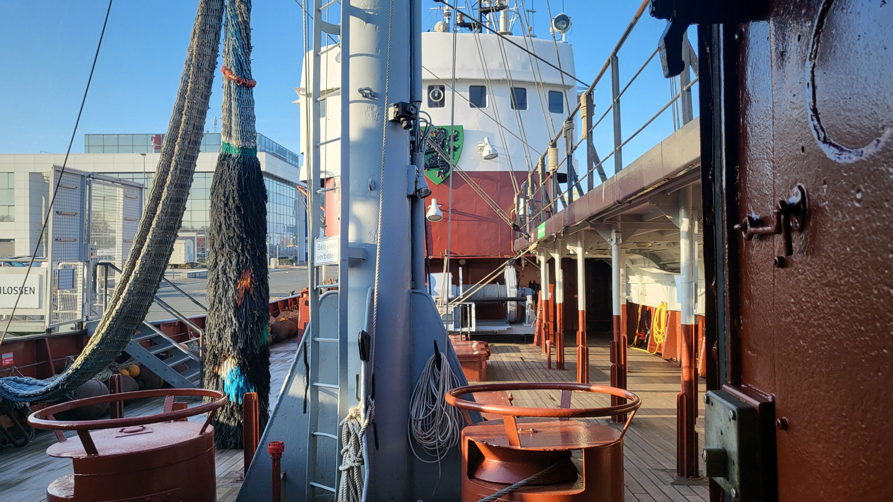 Blick auf das Schiffsdeck